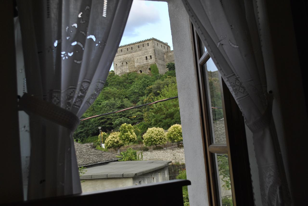 Old Bazaar 1790 Hotel Gjirokastra Kültér fotó